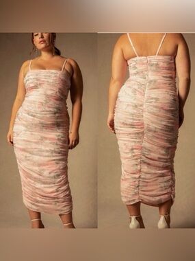 Bridal by Eloquii Pink Floral Ruched Spagetti Strap Dress Plus Size 28 NWT